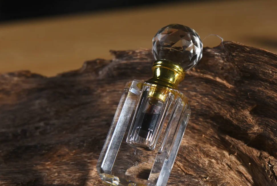 Classic Agarwood Oil — Essential Oil wholesale China