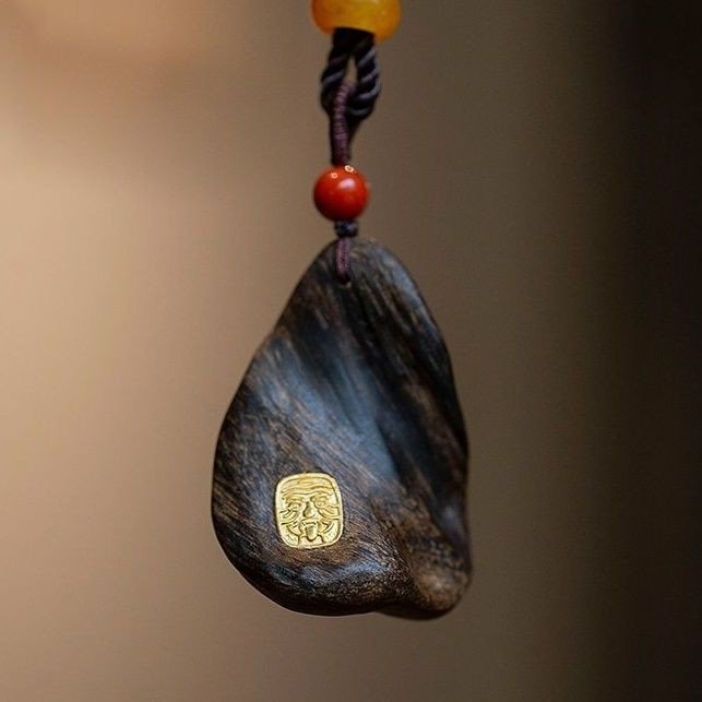 Agarwood Pendant — Bespoke agarwood pendant set in silver or gold — wearable oud luxury, custom from $98., image 5