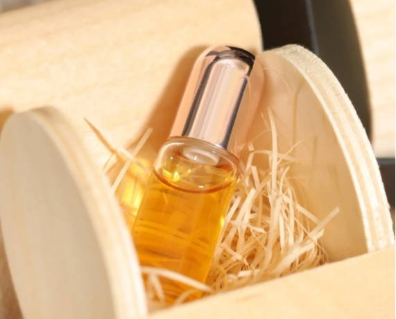 Agarwood Oil Perfume — Essential Oil wholesale China