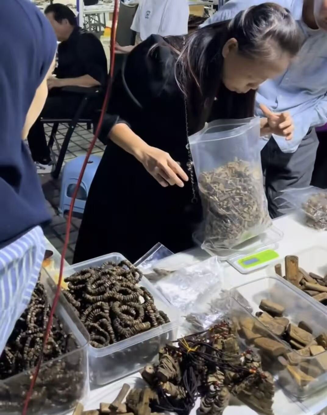 Kyoto Traditional Koh Maker — Wholesale Supply of agarwood, oud and bakhoor in Asia-Pacific — wholesale partner AgarwoodTown plantation supplier